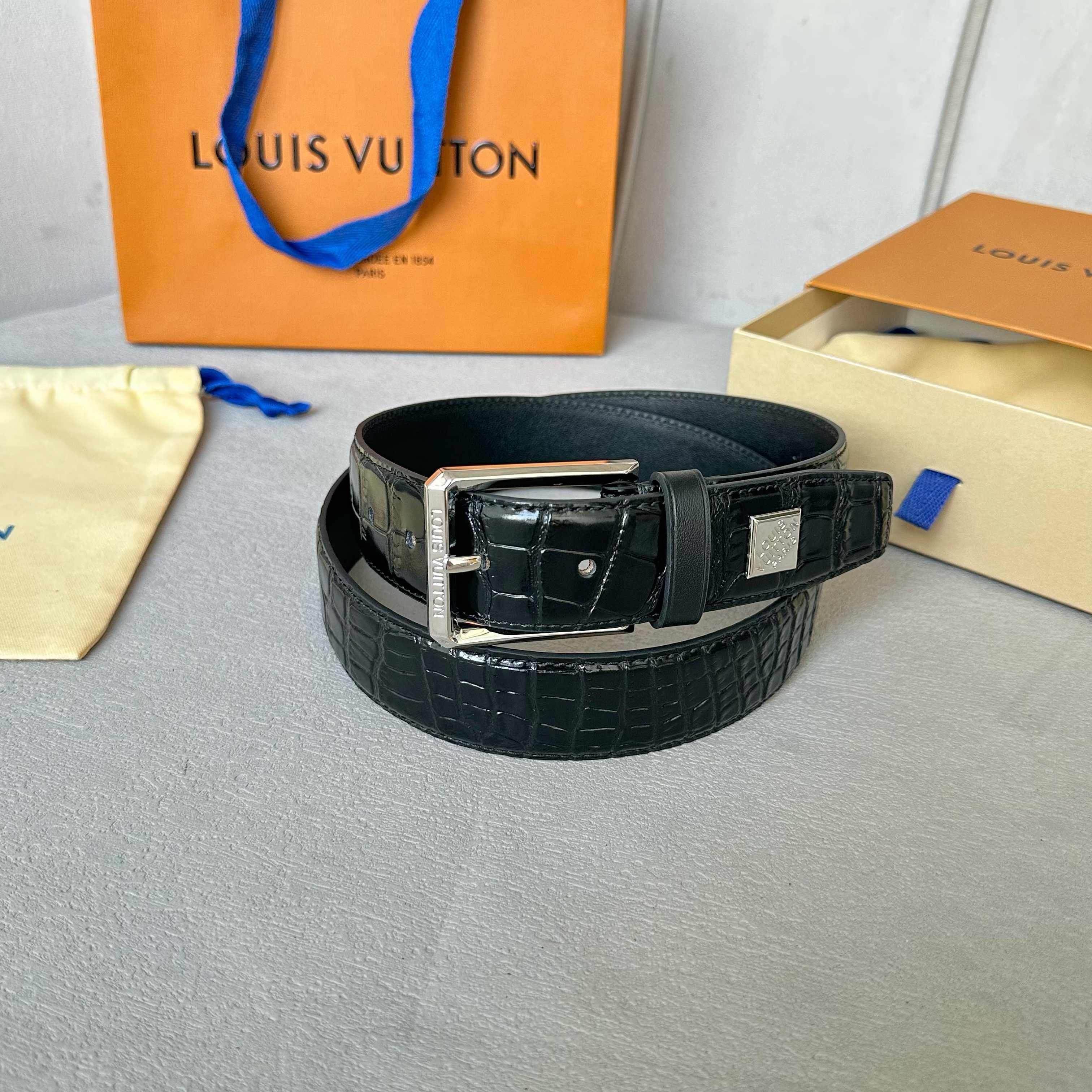 Louis Vuitton Crocodile Pattern Pin Buckle Men's Belt 3.5CM