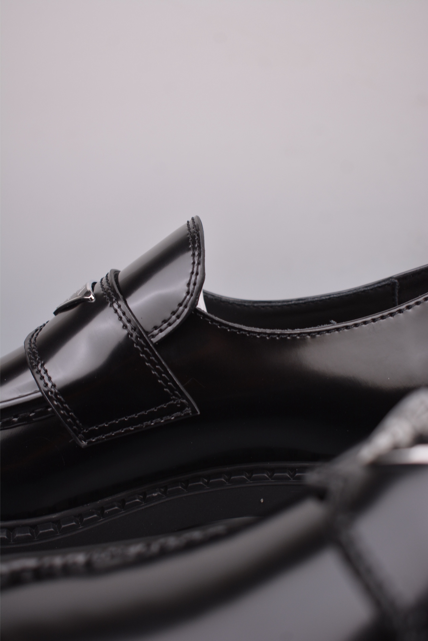 Prada Thick-soled Logo Lace-up Loafers  Shoes EG2712135