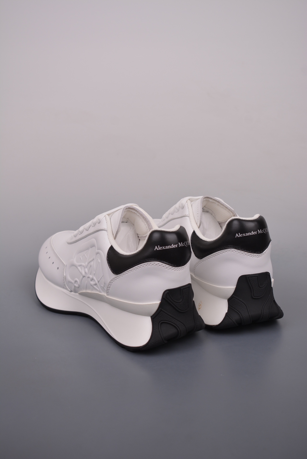 Alexander McQueen Sprint running shoes white