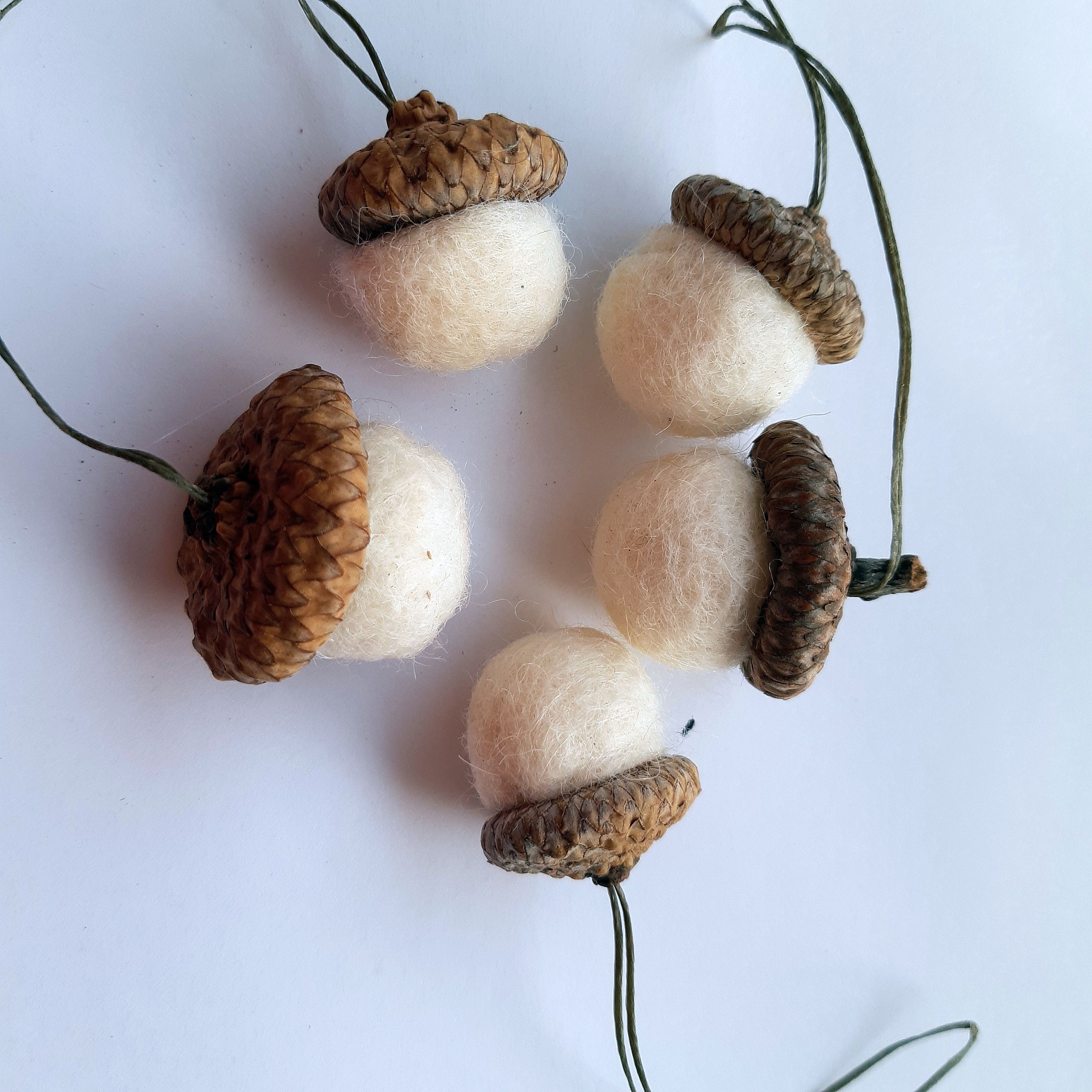 🌰Set of 5 Handmade Wool Felt Acorn Ornaments