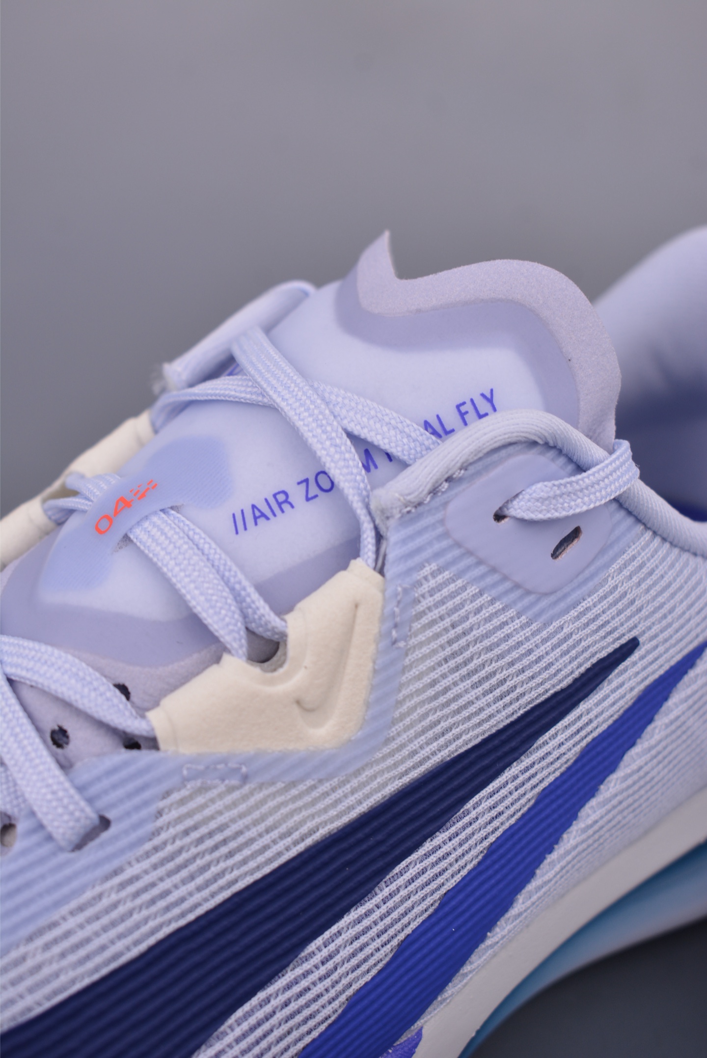 NIKE Zoom Rival Fly 4 