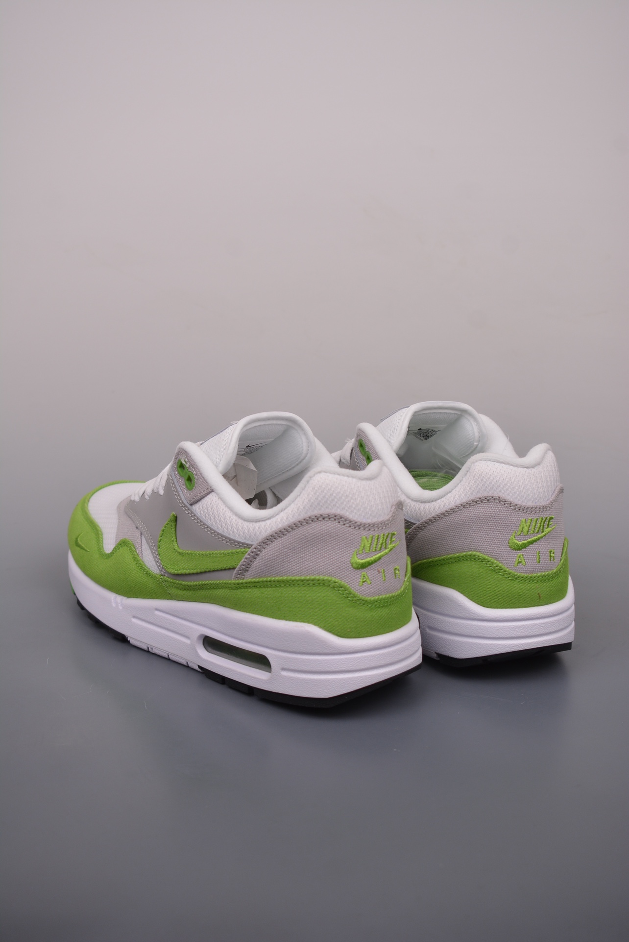 Patta x Nike Air Max 1 Chlorophyll 2024 first generation series white, gray and green HF1012-300