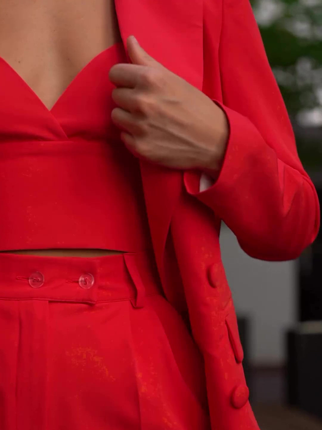 Classic Three-Piece Set: Solid Color Suit, Camisole, and High-Waisted Pants