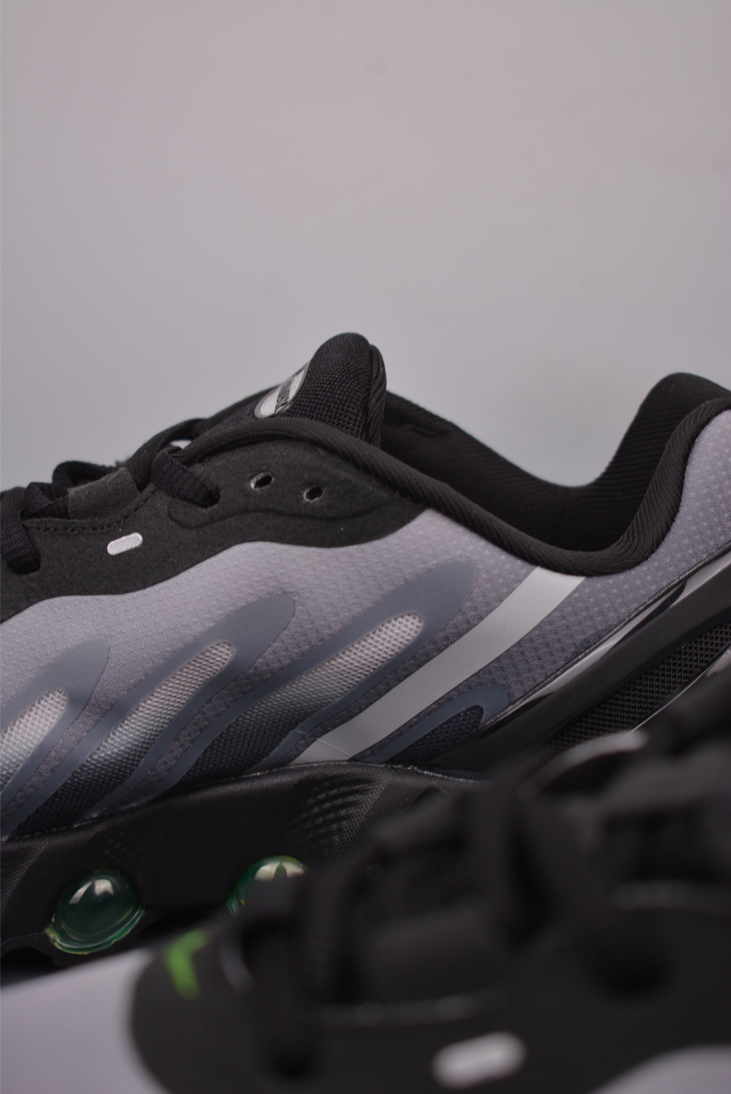 Nike Air Max DN8 Grey Green Black FQ7860-003