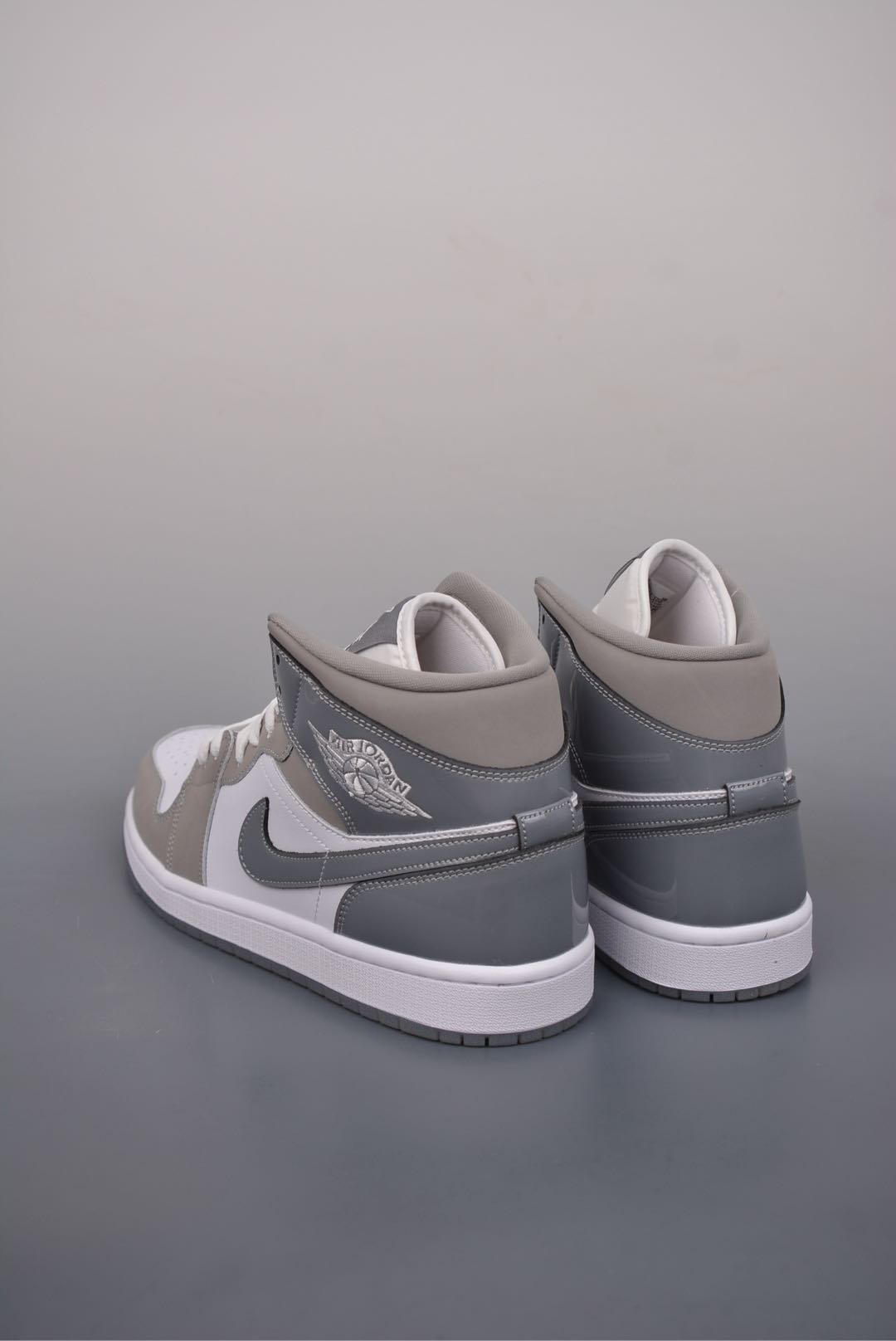 Air Jordan 1 Mid Off-White HF3216-100