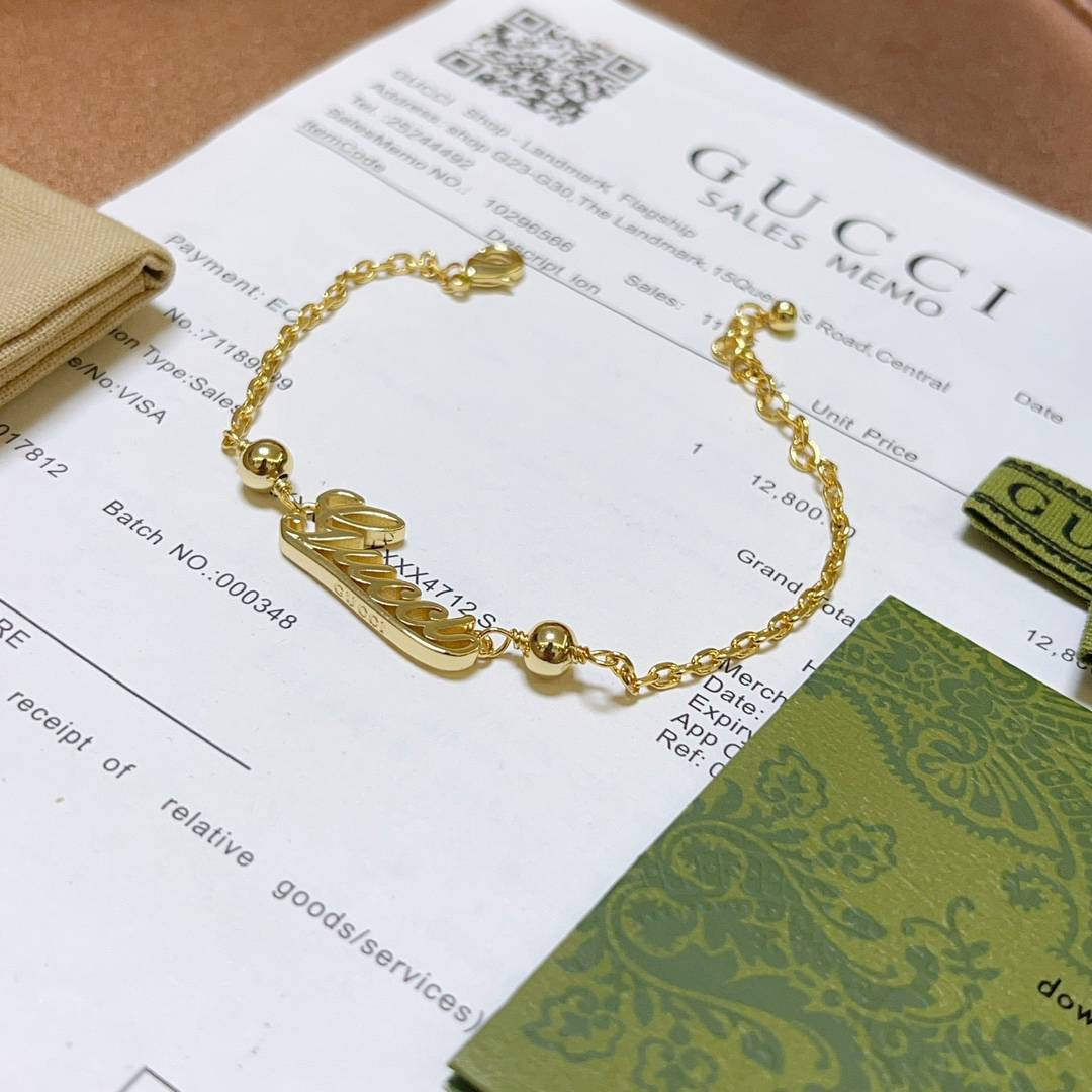 Gucci Font Gold Bracelet
