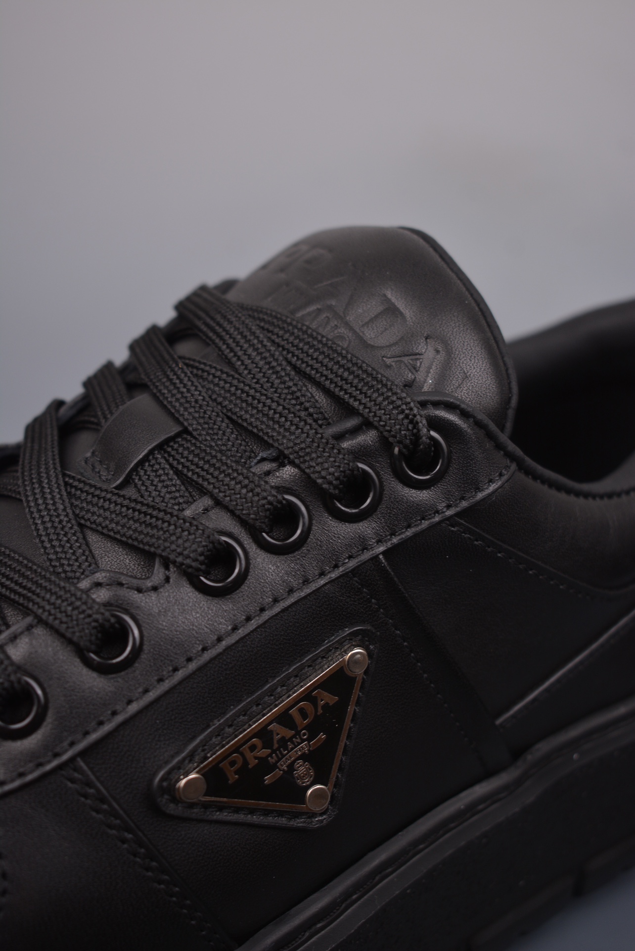 Prada Downtown Low Sneakers black