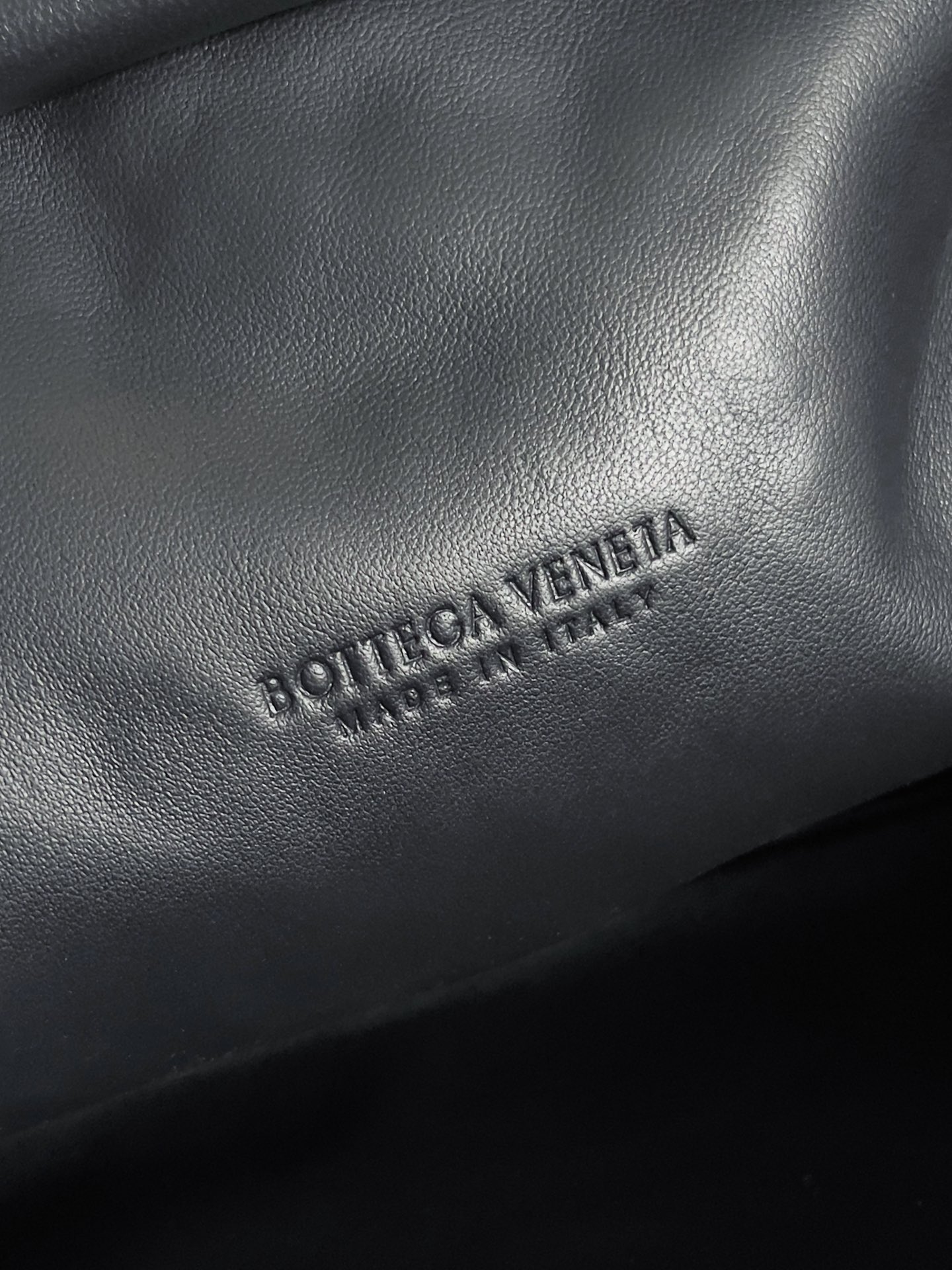 Bottega Veneta LAUREN CLUTCH chain clutch bag 785807