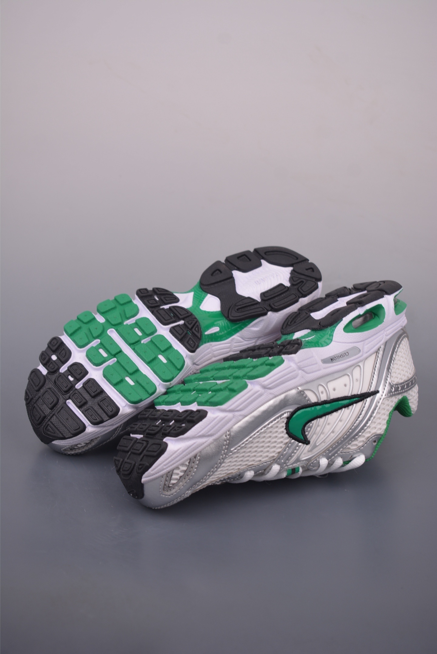 Nike Air Max Moto 2K 