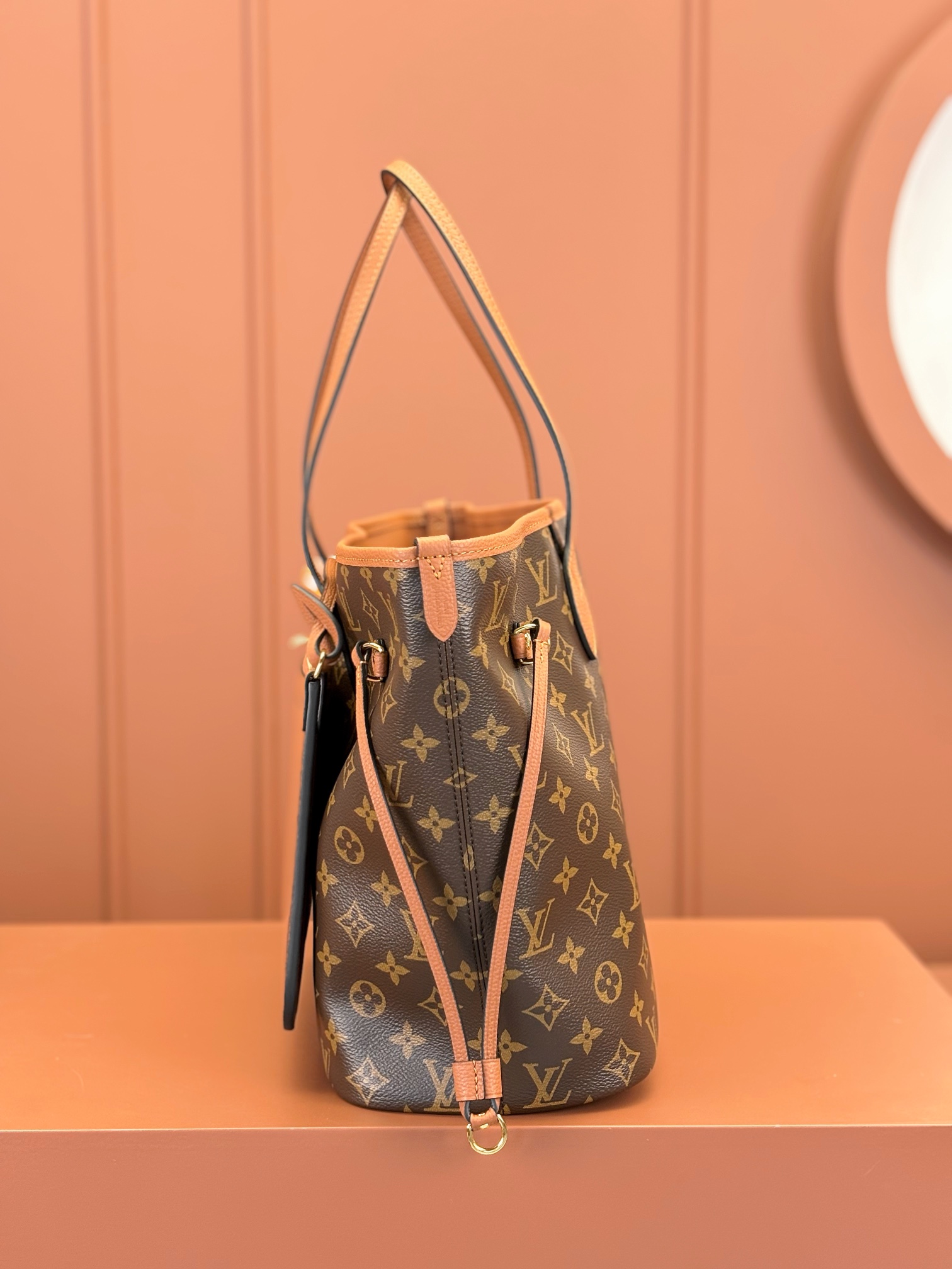 Louis Vuitton NEVERFULL INSIDE OUT Medium Handbag M12061