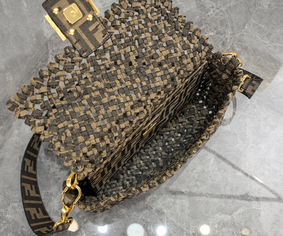 FENDI Baguette Monogram Woven Medium Handbag 7713