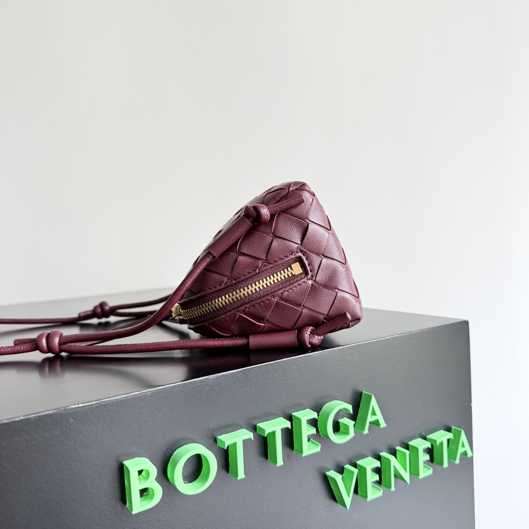 Bottega Veneta Concert Pouch Mini Bag 794258
