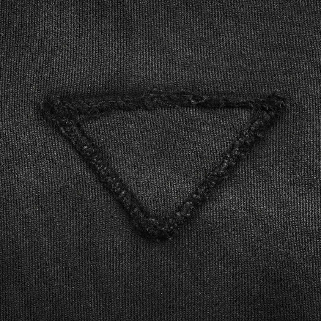 Prada 24Fw washed gradient crew neck sweatshirt with triangle logo