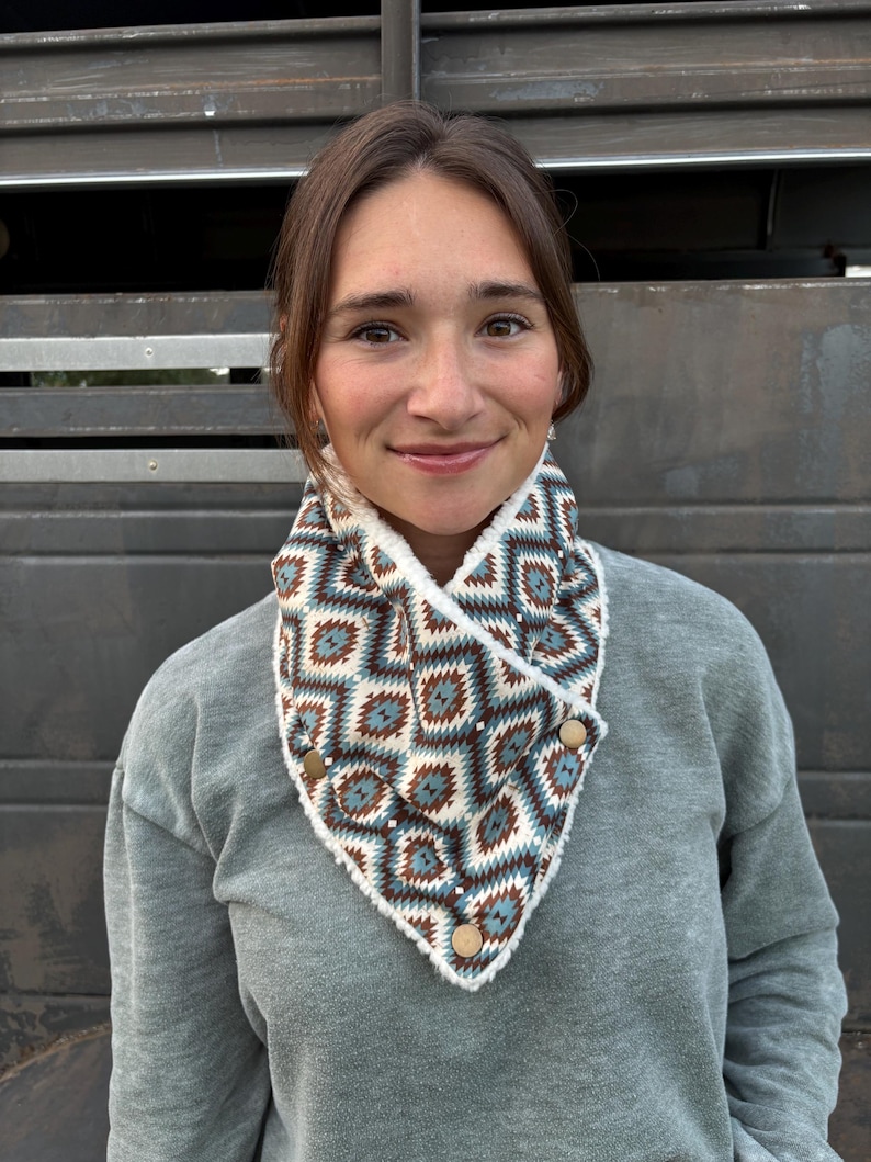 Cozy Sherpa Cowl, Winter Warm Wild Rag