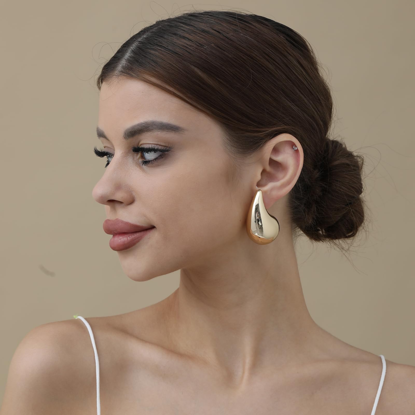 🔥Last Day 50% OFF🔥25/32/47mm Chunky Gold Hoop Earrings for Women | Lightweight Tear Drop Earrings