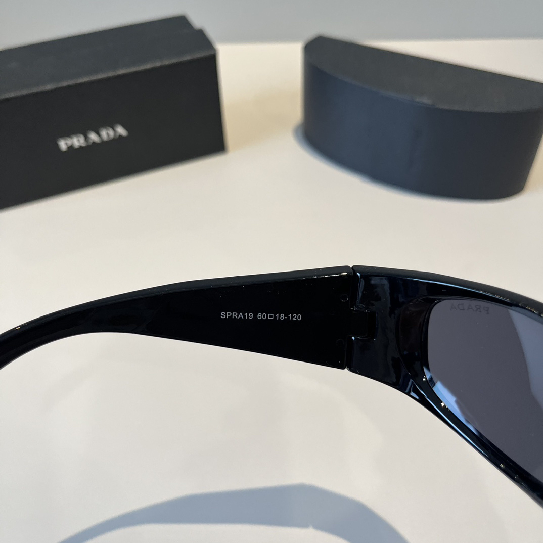 Prada round frame sunglasses