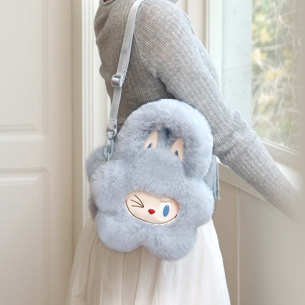 POP MART THE MONSTERS Plush Flower Bag (Blue)