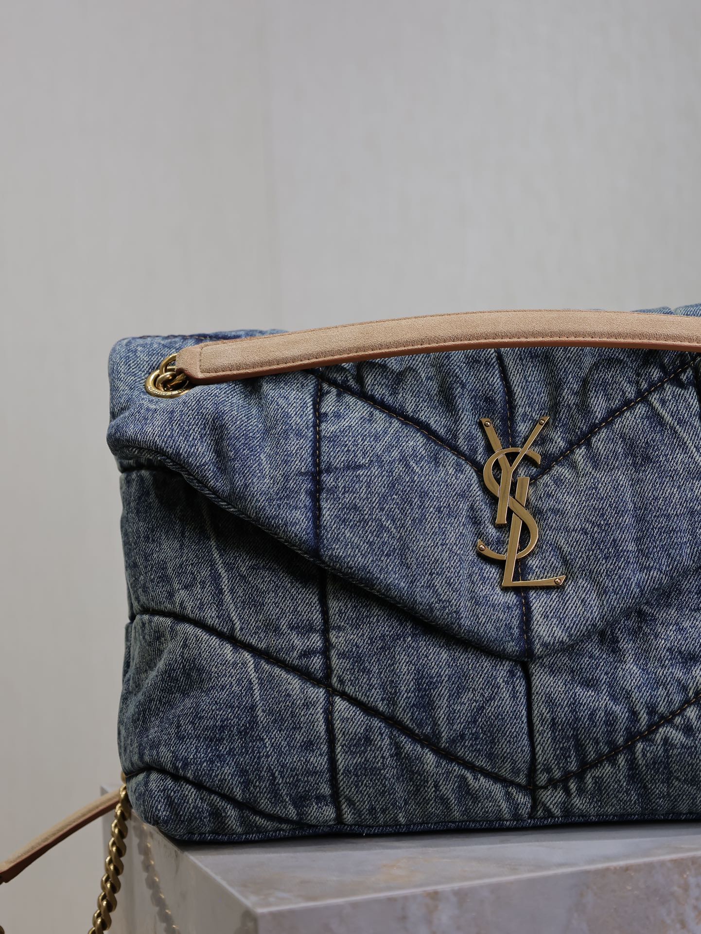 Yves Saint Laurent Loulou ffer denim bag 577475