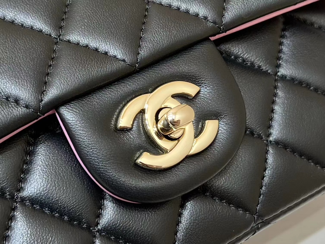 Chanel 24P Spring/Summer Preview Series Limited Edition Pearl Bag AS4384 00138