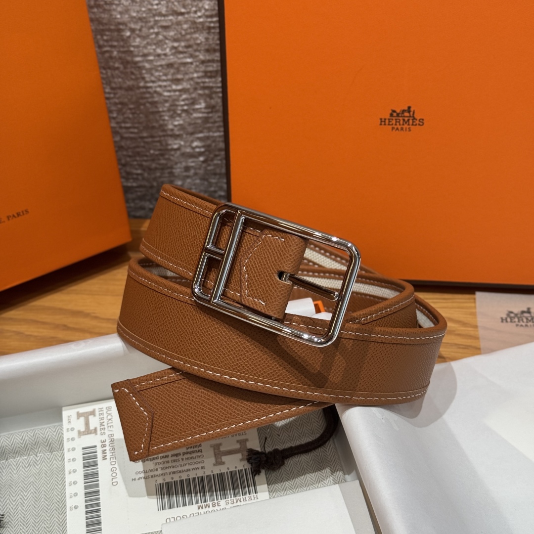 Hermès Half Cod Riviera double-faced leather belt, 3.8cm wide