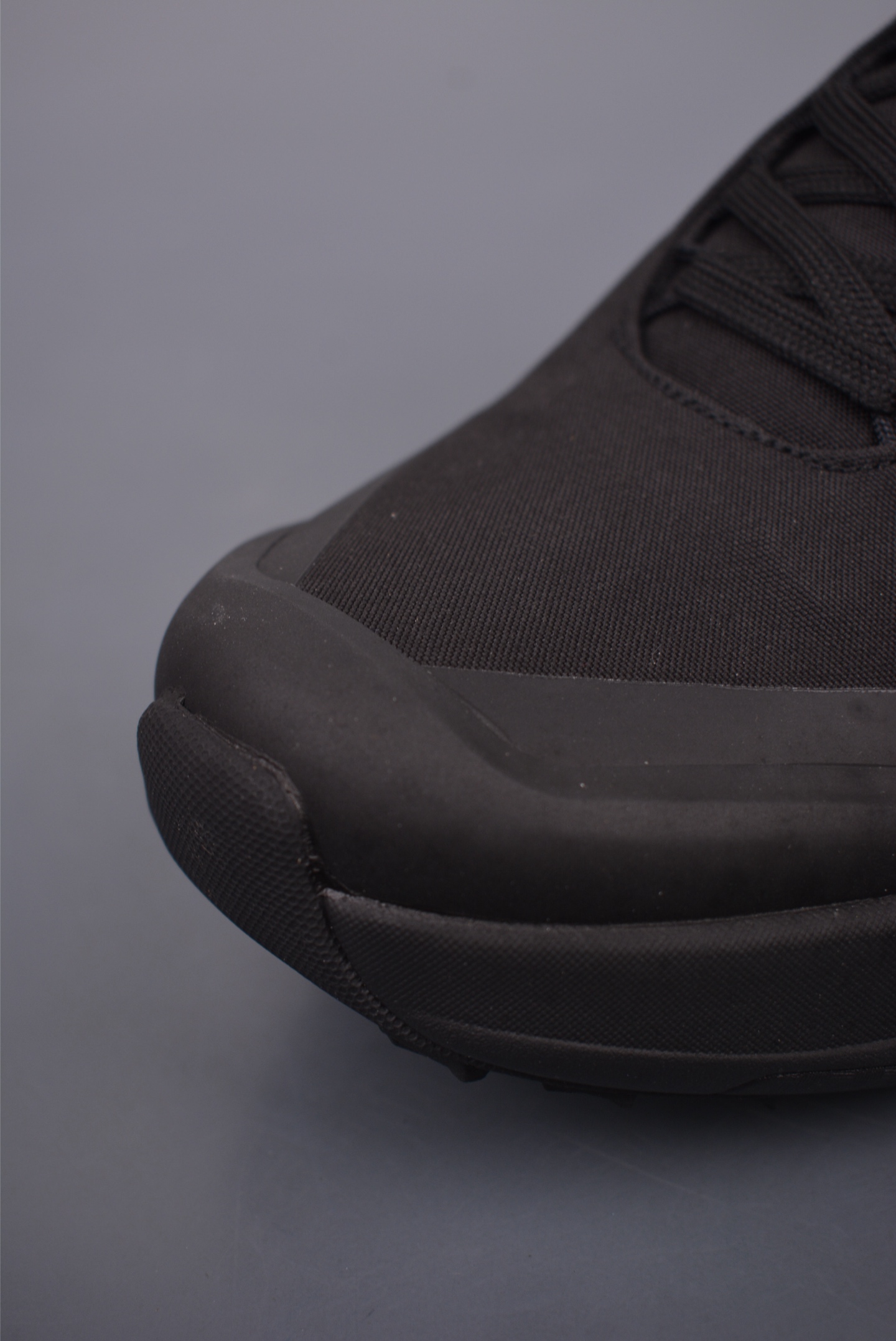 Arc'teryx Sylan GTX Black Gold Label 077218