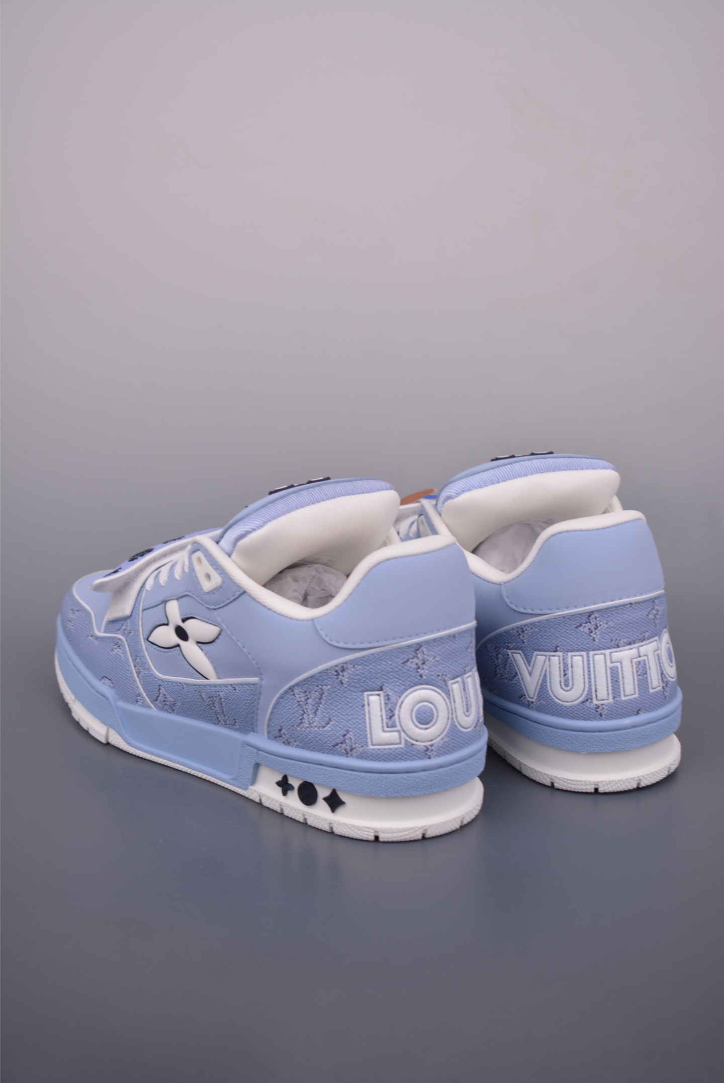 Louis Vuitton Archlight Sneakers 