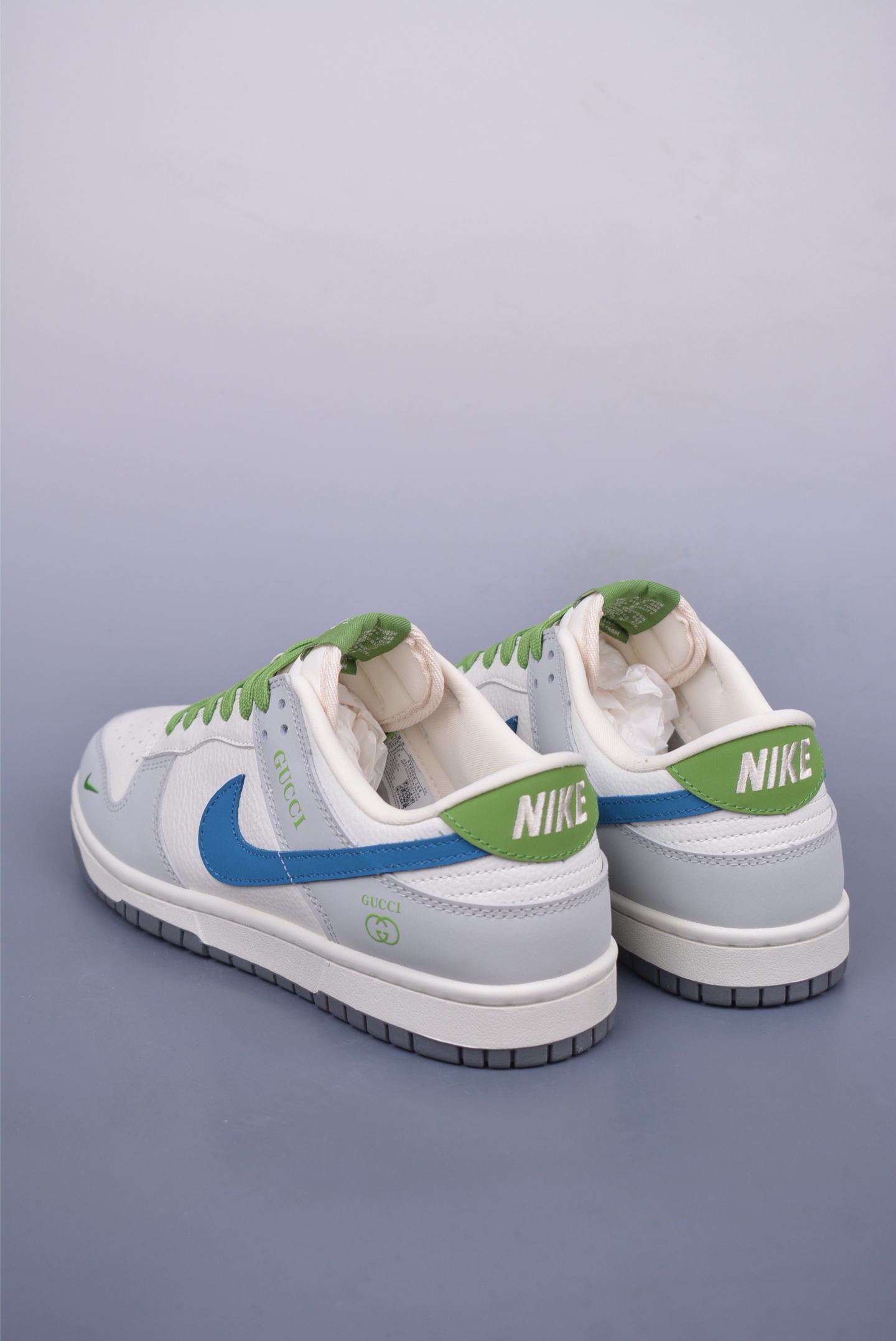 Gucci x Nike SB Dunk Low sneakers White, Gray, Blue and Green XY2026-154