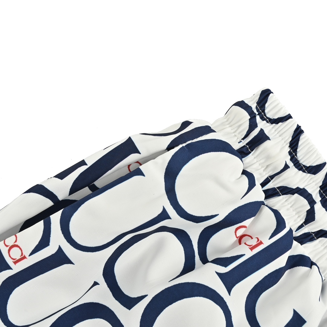 Gucci 24ss Capsule Collection All Over Print Beach Shorts