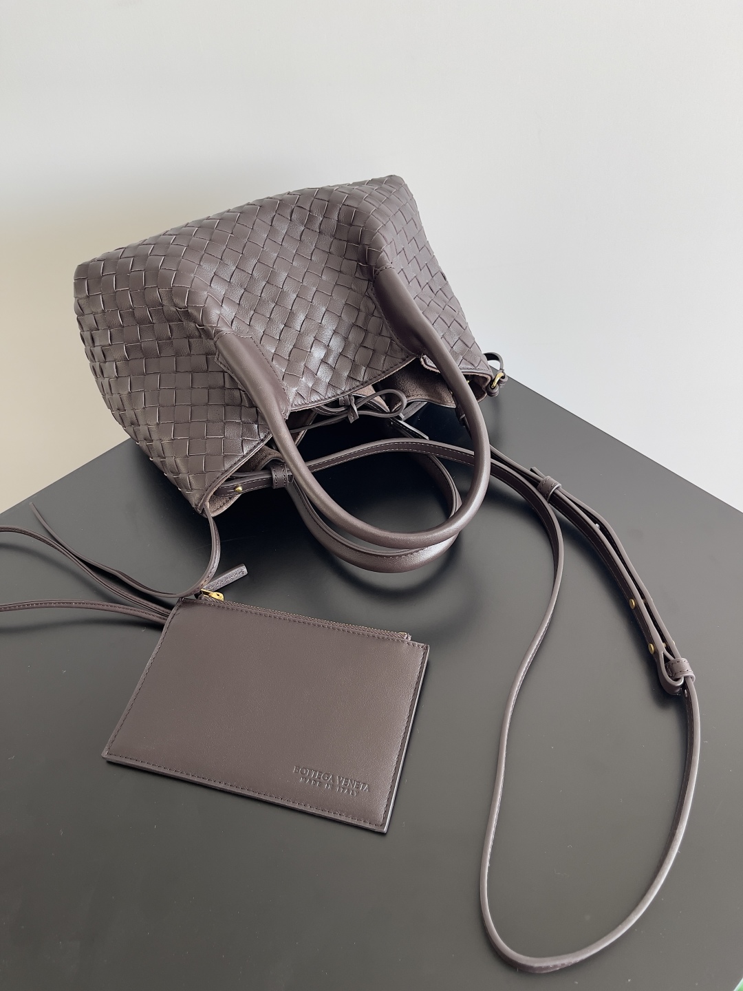 BOTTEGA VENETA 2025 PINACOTECA Small Bag 819004