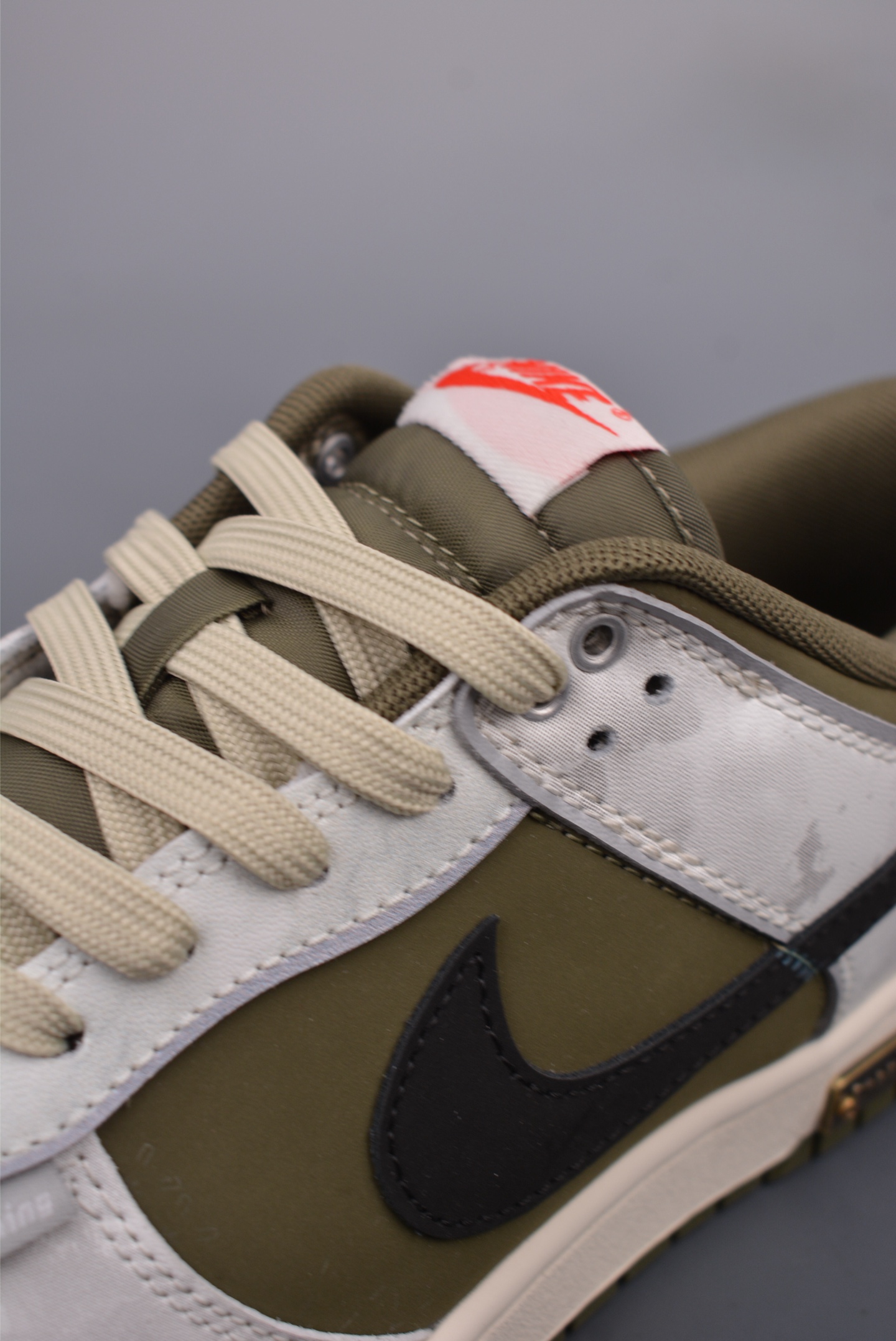 Nike SB Dunk Low 404 NOT FOUND Olive Green Off-White GW1220-010