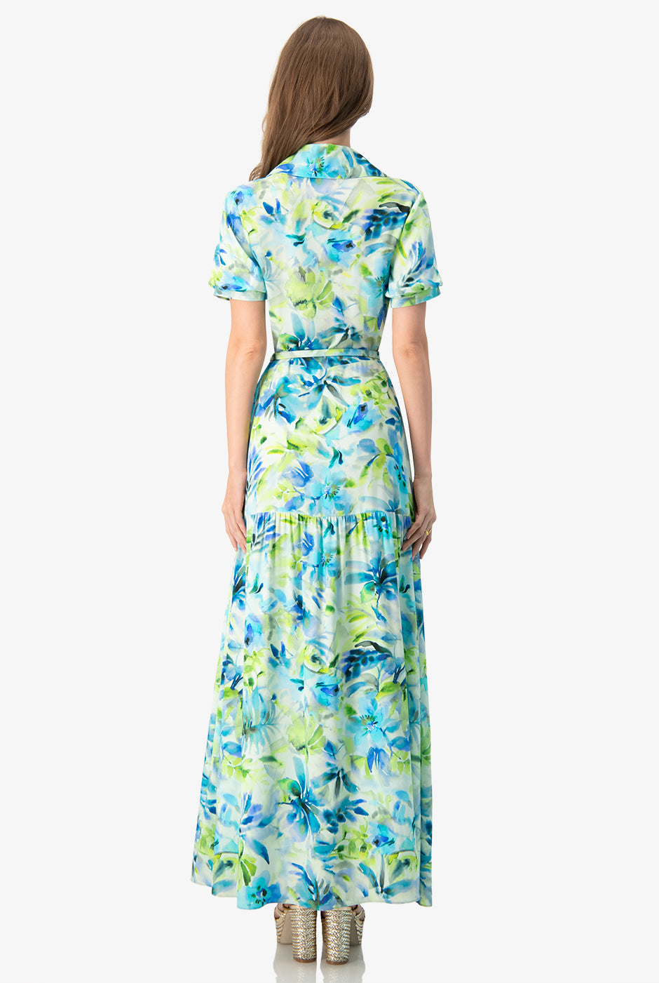 Vestido maxi de manga corta y cuello camisero