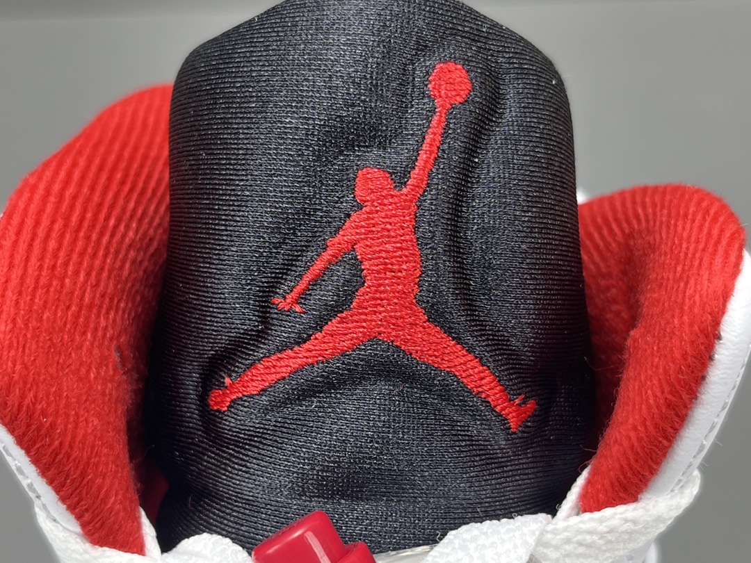 Jordan Air Jordan 5 Retro Fire Red Black Tongue  HQ7978-101