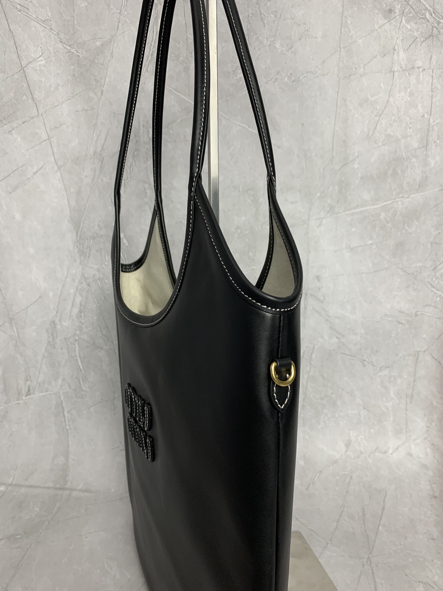 Miu Miu hobo tote 5BG231