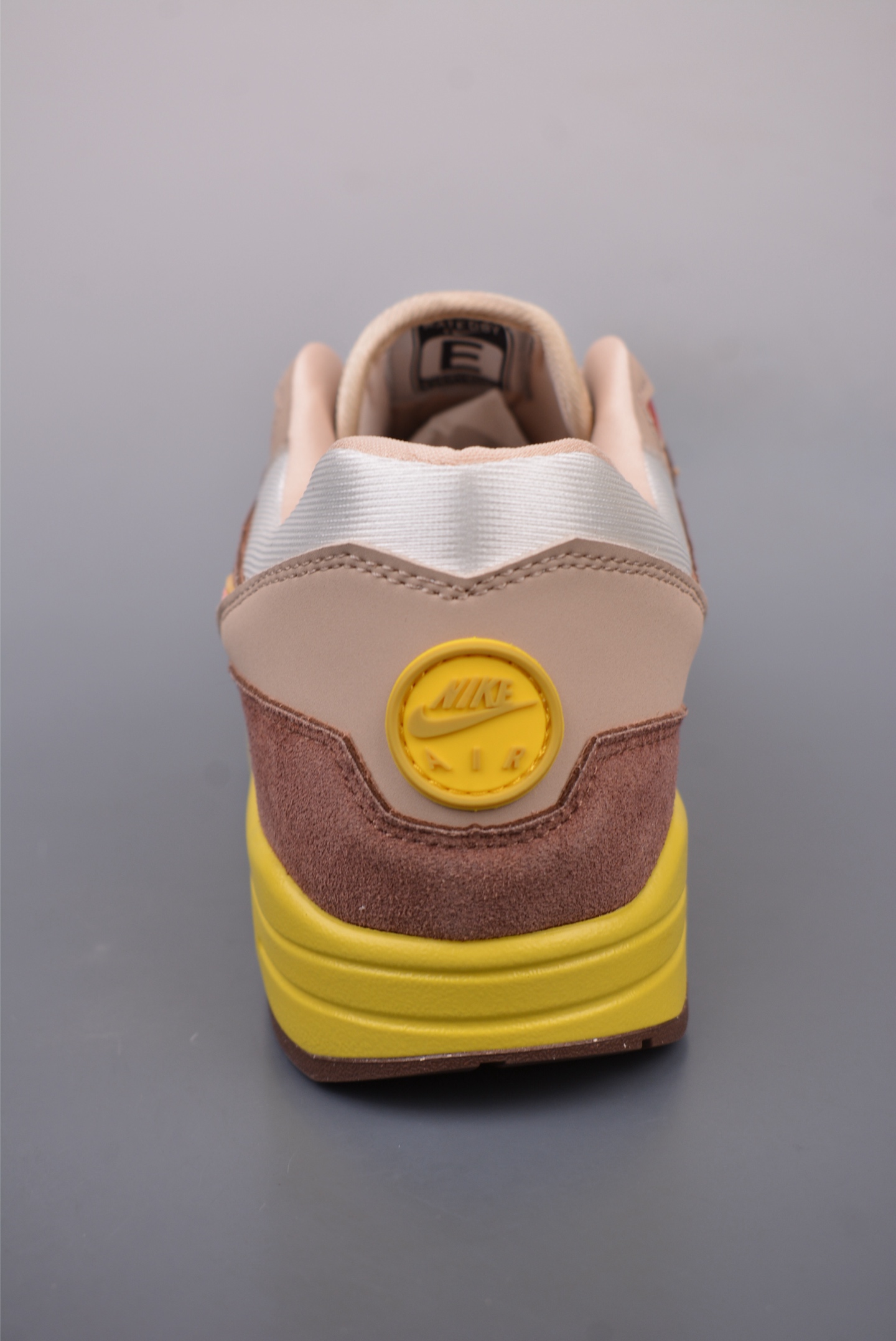 Nike Air Max 1 Donkey Kong Brown HV5776-200