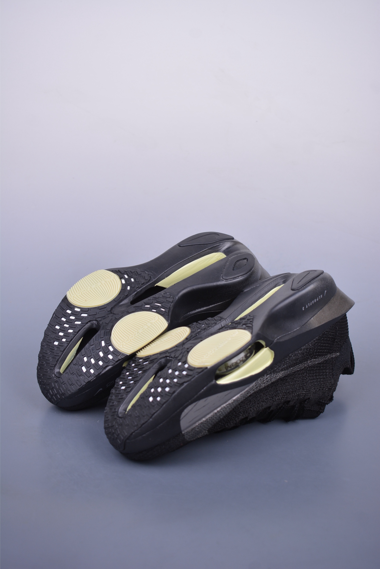 Nike Air Zoom Alphafly Next% 3 Proto running shoes knitted black, gray and yellow HV6350-001