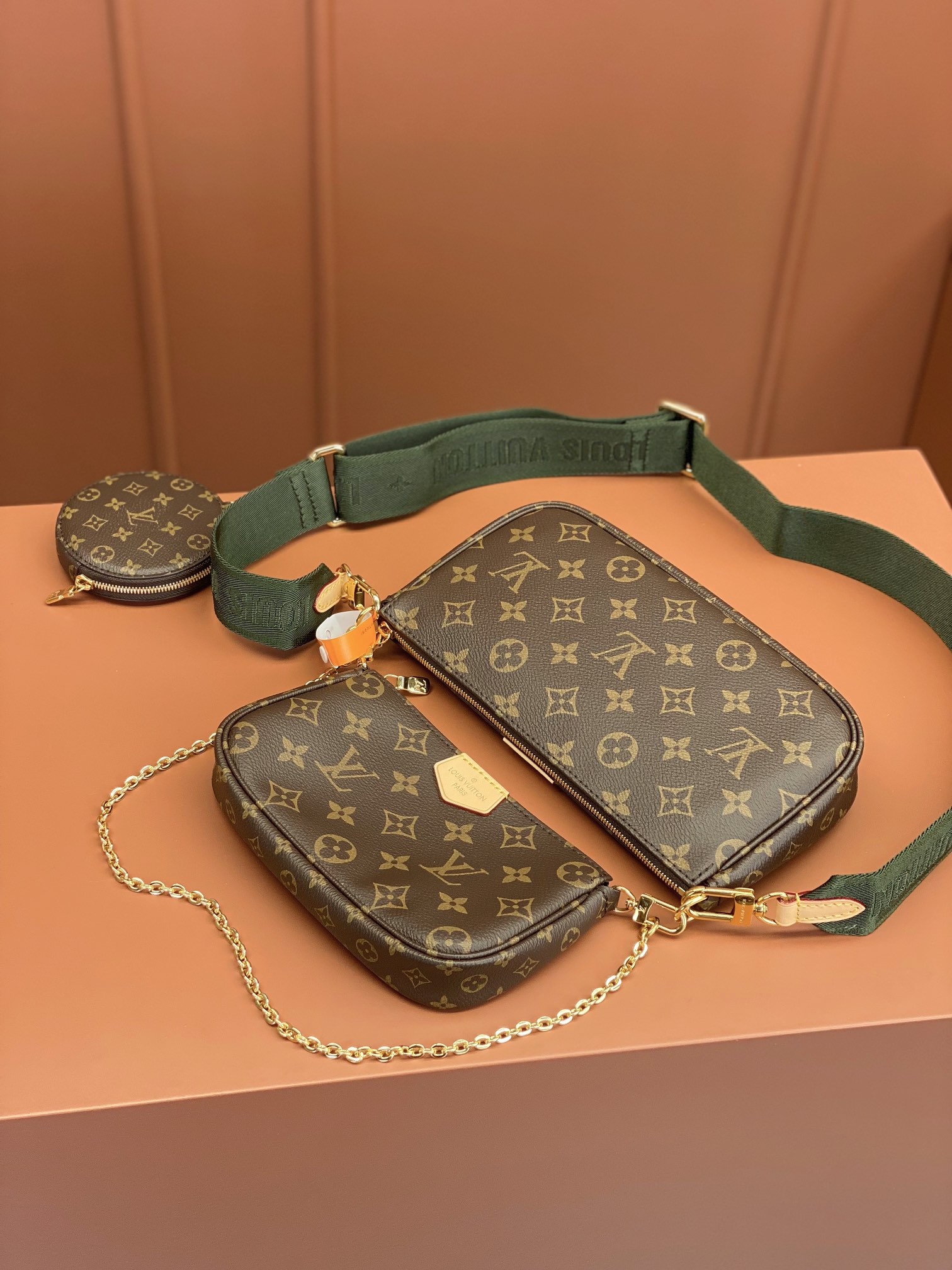 Louis Vuitton MULTI POCHETTE ACCESSORIES Handbag M44813