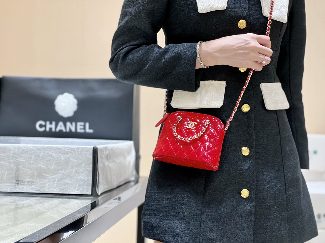 Chanel 23S Spring/Summer Collection Patent Leather Shell Bag AP3354