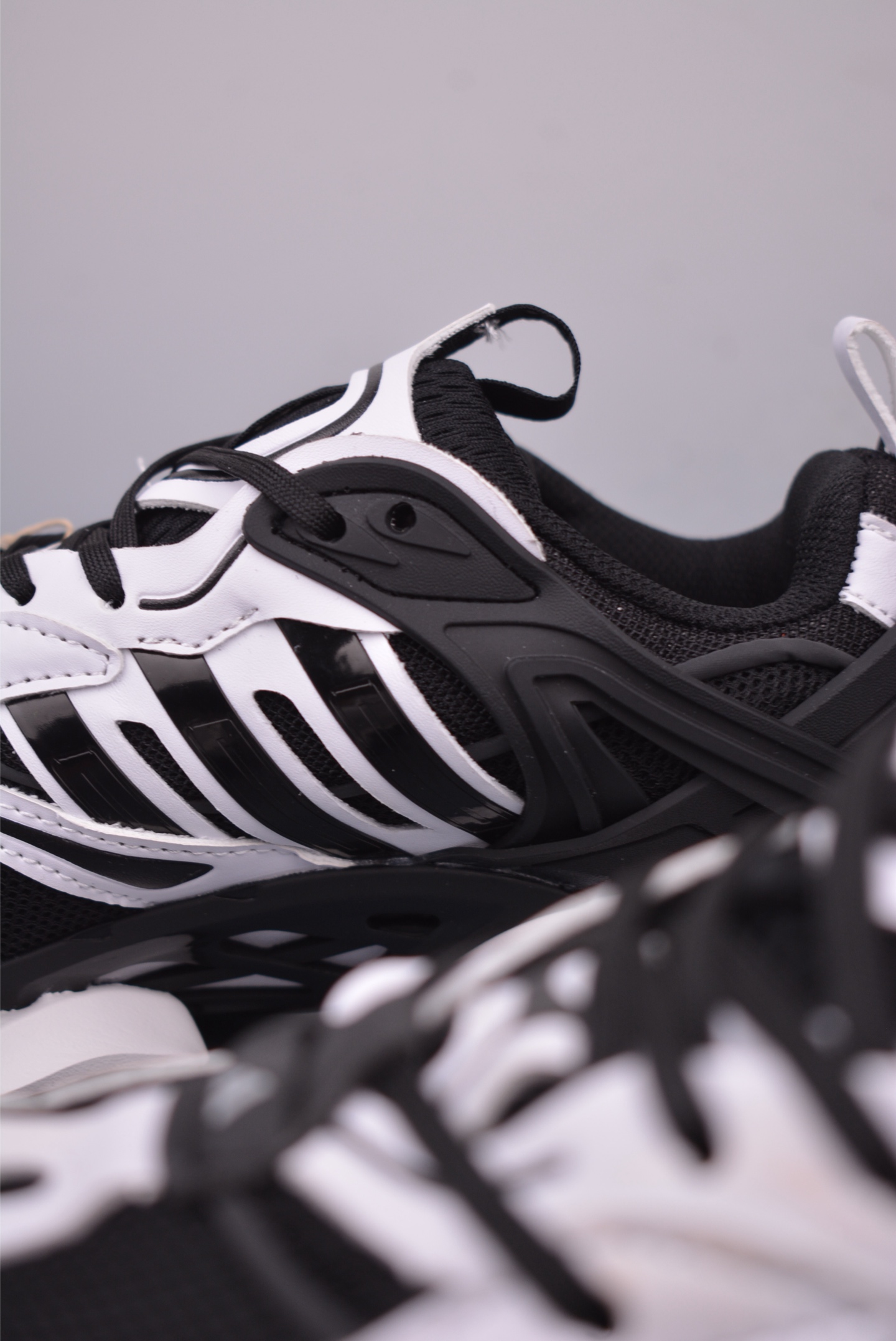 Adidas XLG Runner Deluxe Daddy Shoes Black and White Panda IH0072