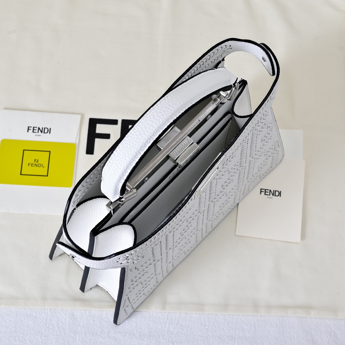 FENDI ekaboo iseeu small bag 3372