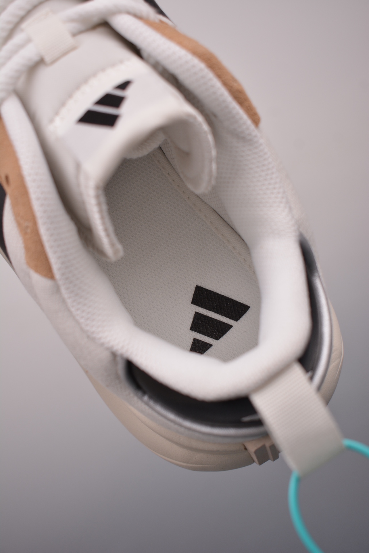 adidas MAXXCOURT SPW White IH6060