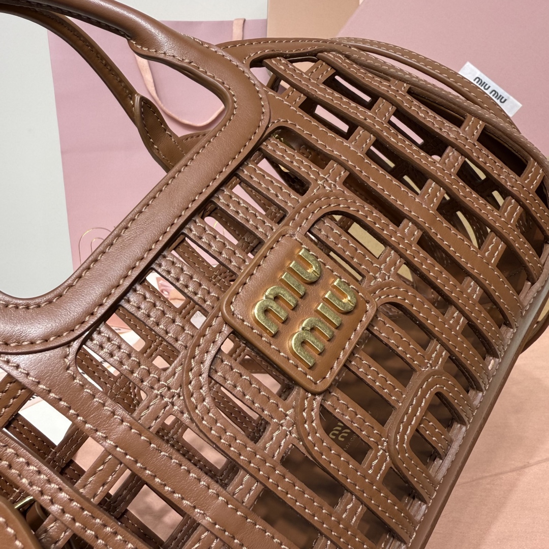 Miu Miu Naa leather bag 5BA294