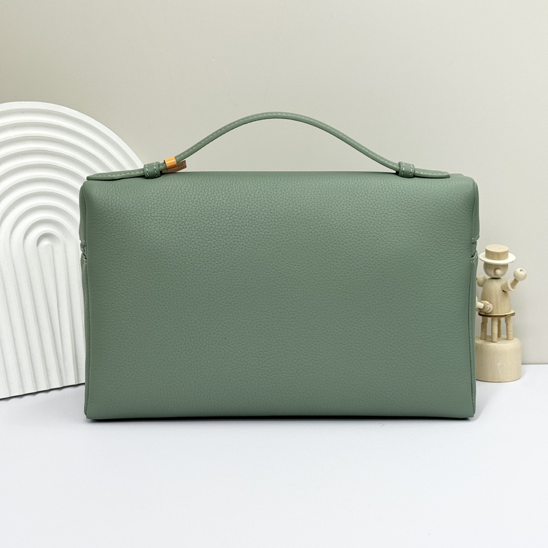 Loro Piana Extra poet L27 Clutch FAI8511