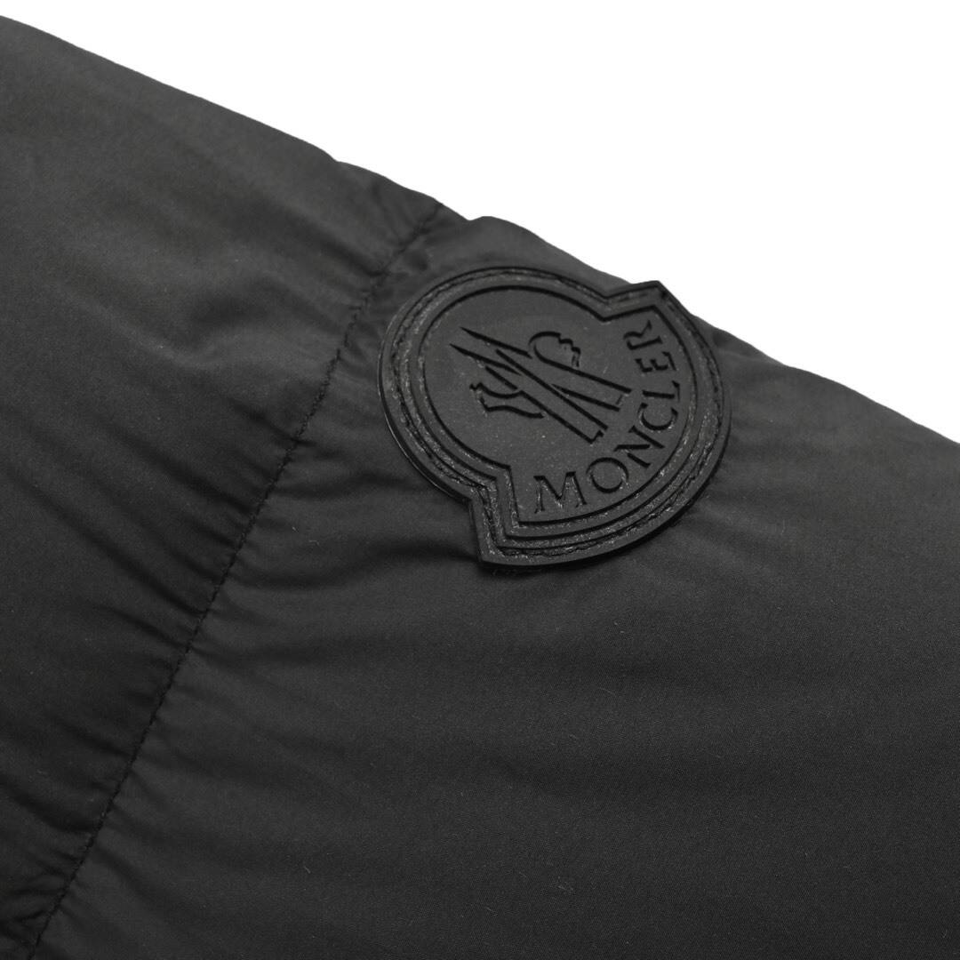 Moncler zippered long hooded down jacket