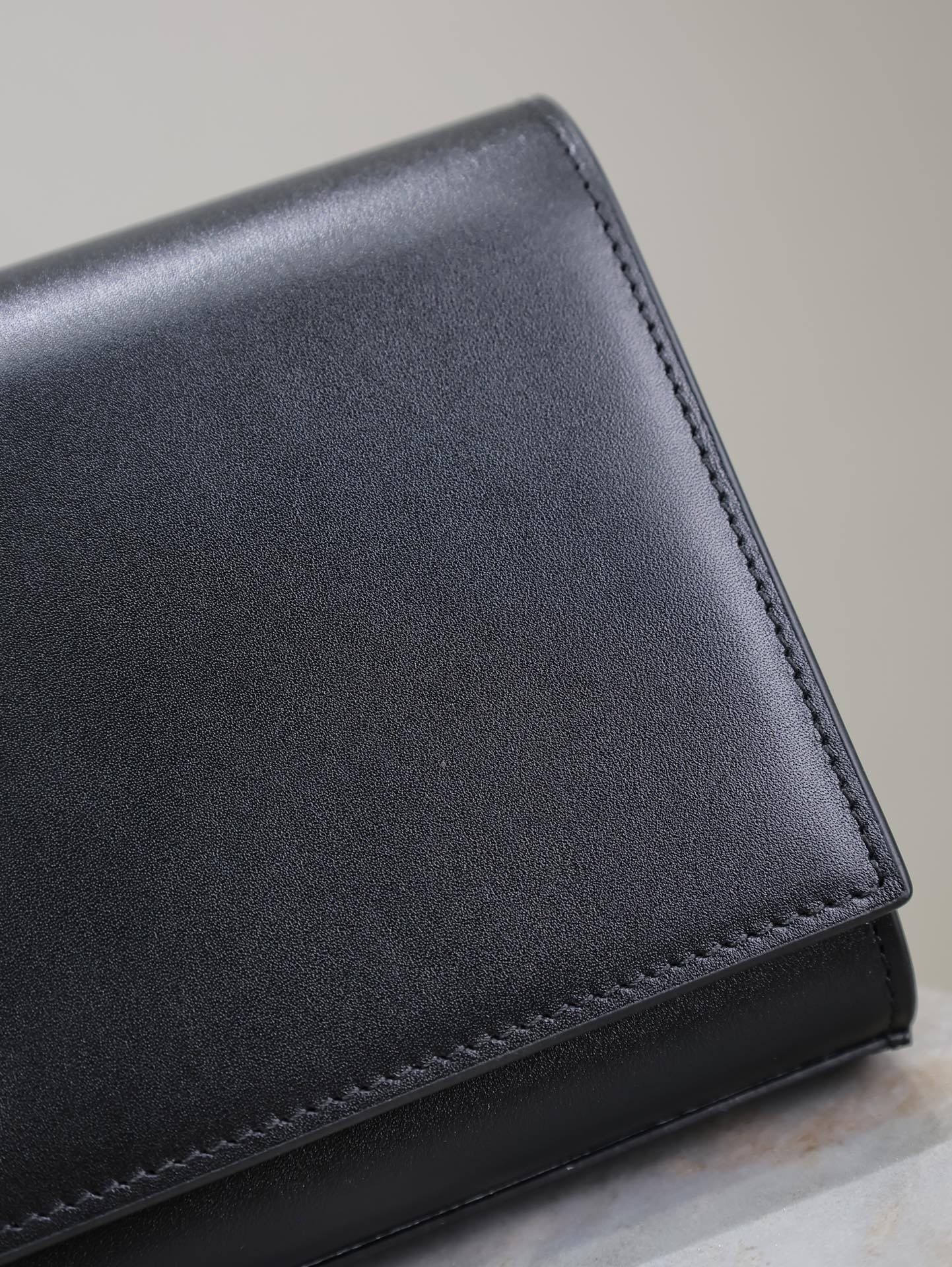 Yves Saint Laurent Classic Kate Clutch 306079