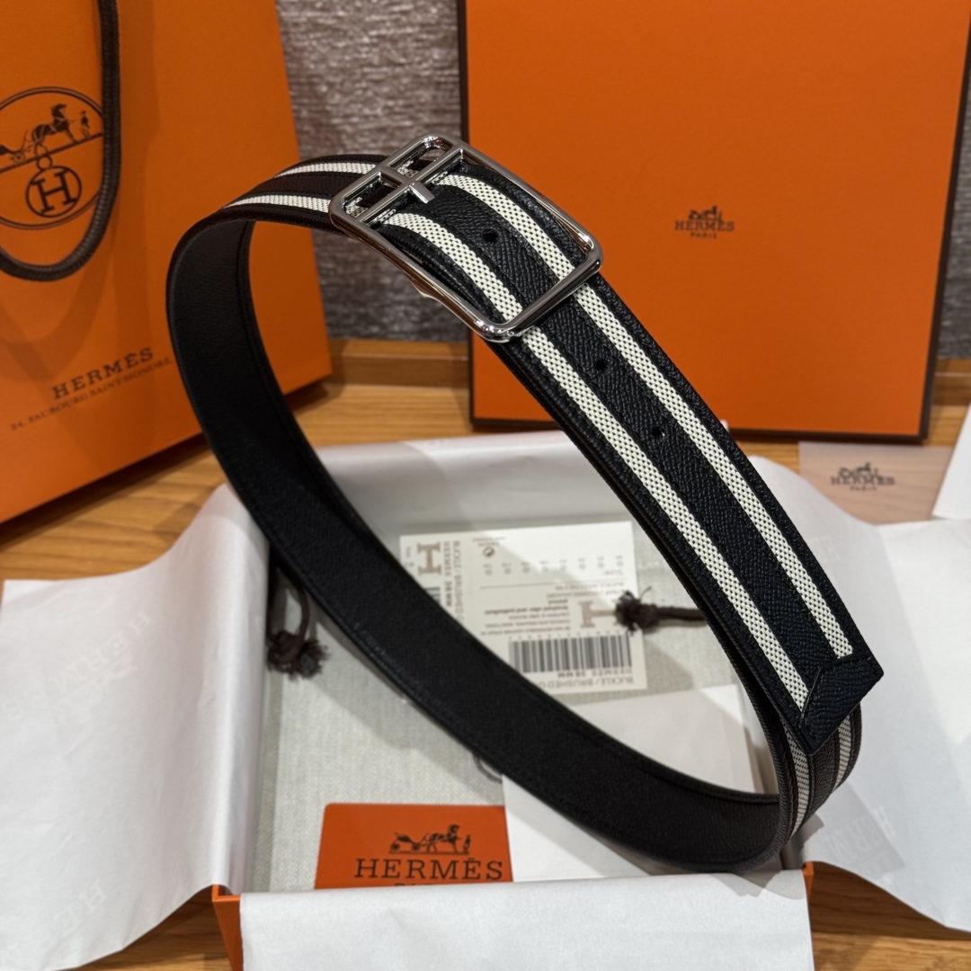 Hermès Half Cod Riviera double-faced leather belt, 3.8cm wide