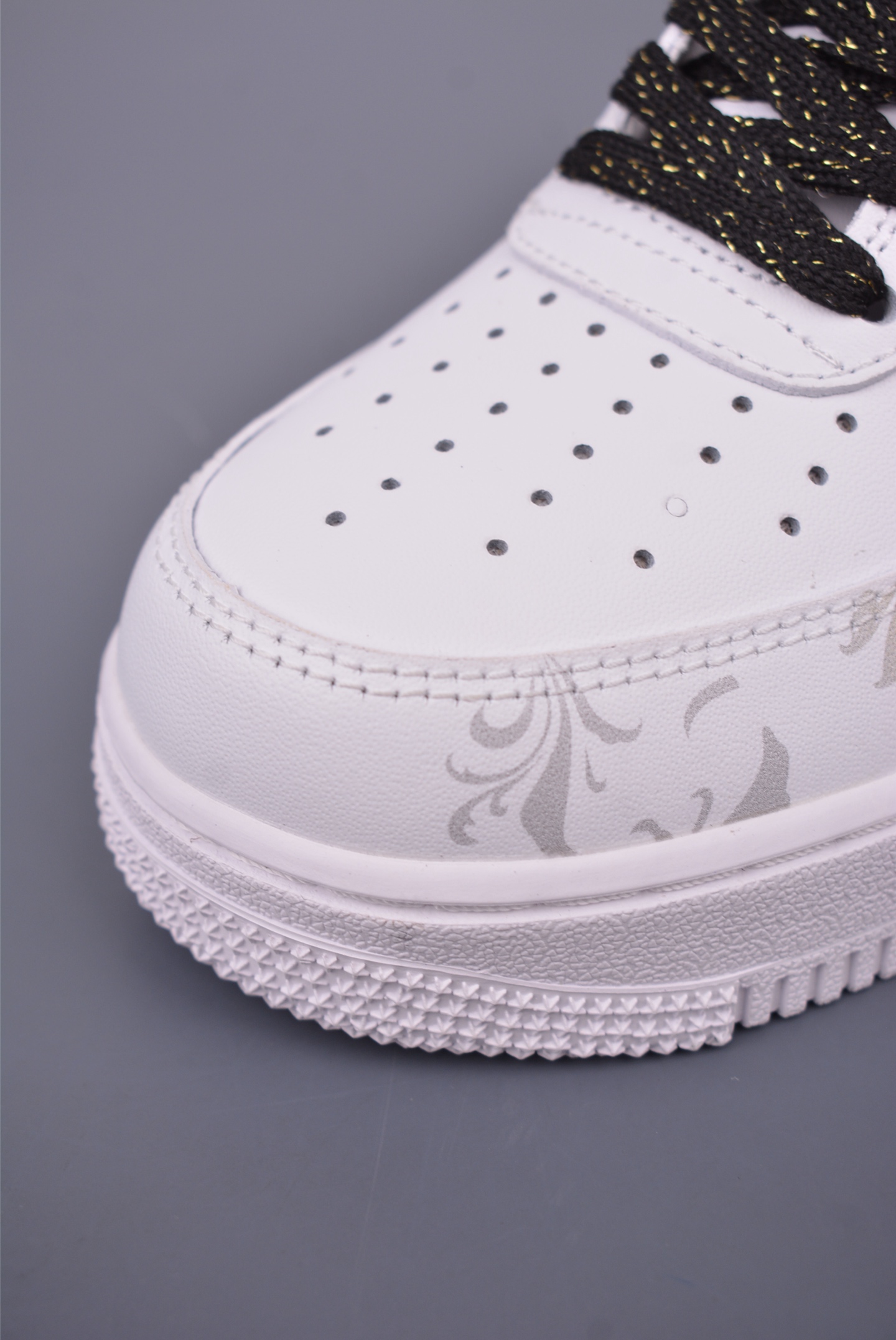 Nike Air Force 1 Low 