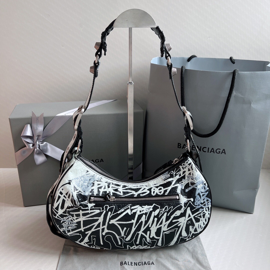 Balenciaga le cagole crescent bag