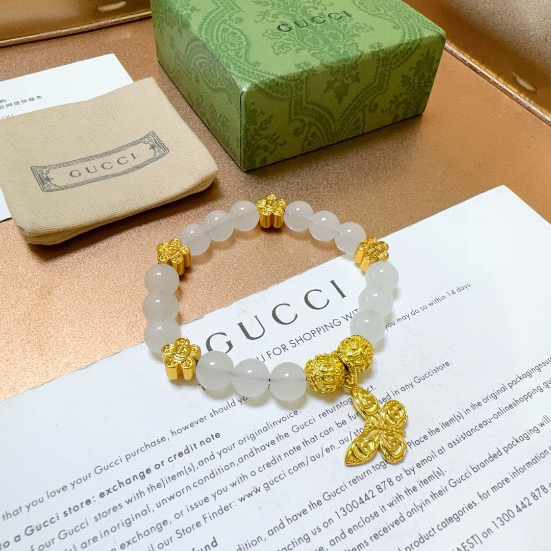 Gucci GG gold agate bracelet