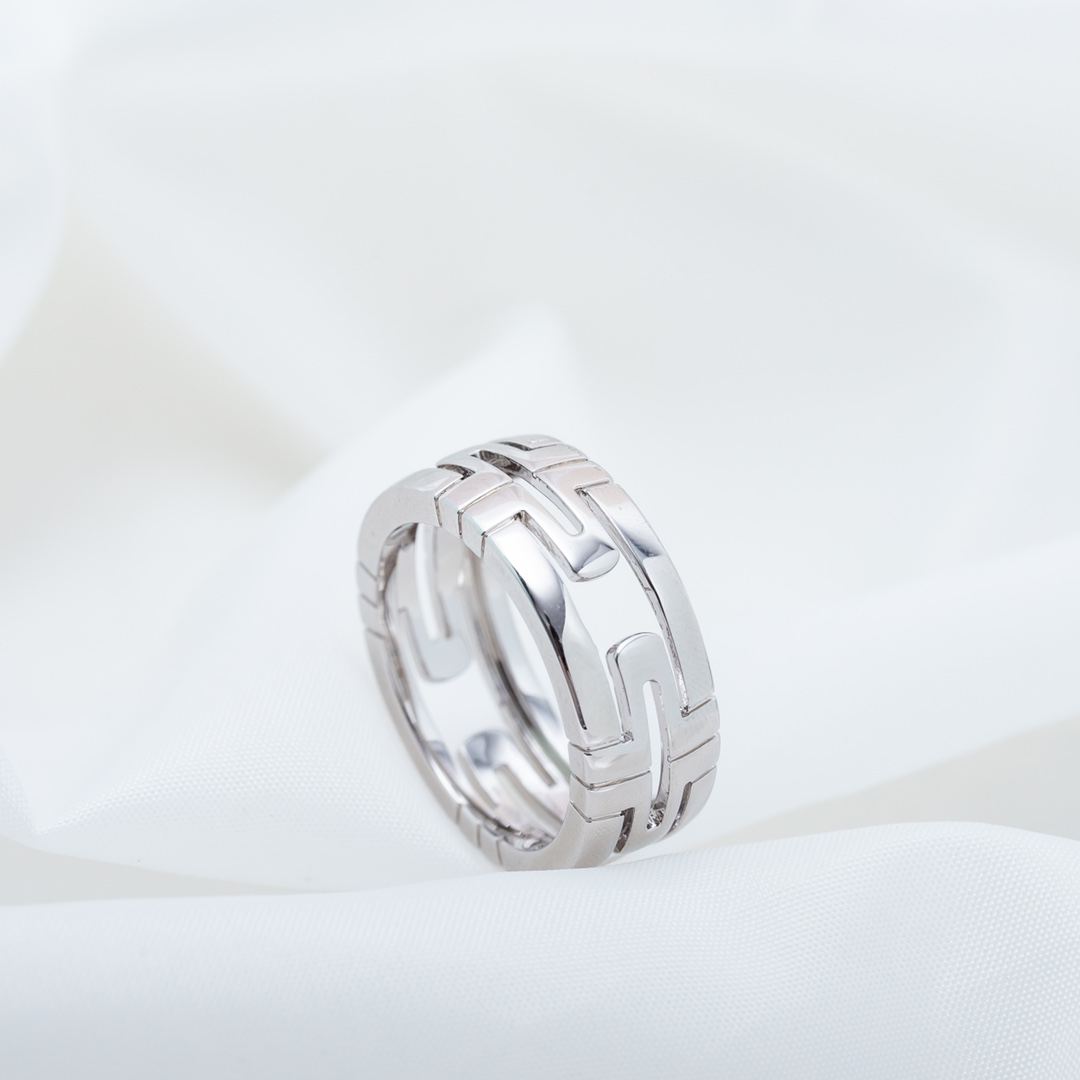 Bulgari hollow ring