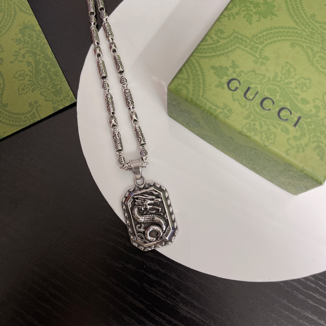 Gucci Anger Forest Series Dragon Amulet Vintage Necklace